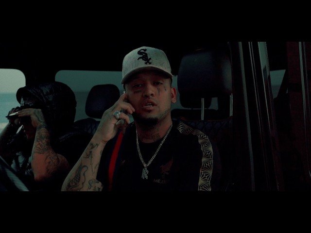 Yung Sarria en el videoclip Por El Money